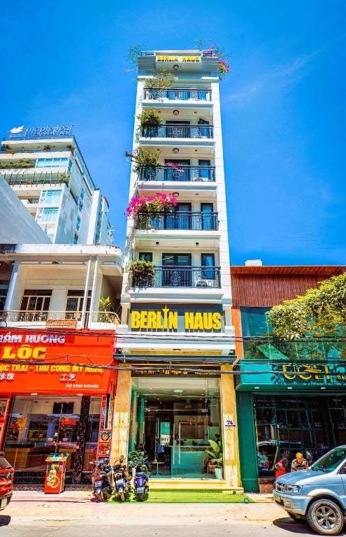 Berlin Haus Nha Trang Hotel — 1