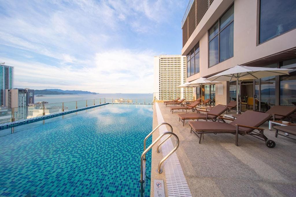 Green Beach Hotel Nha Trang — 1