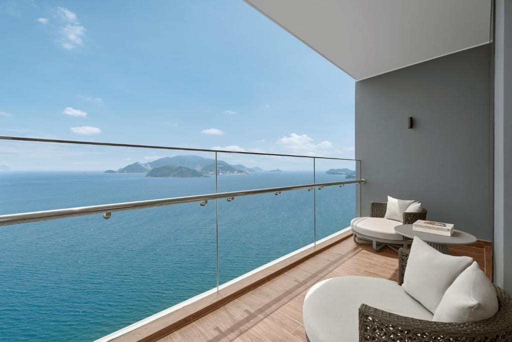 Hyatt Regency Nha Trang — 1