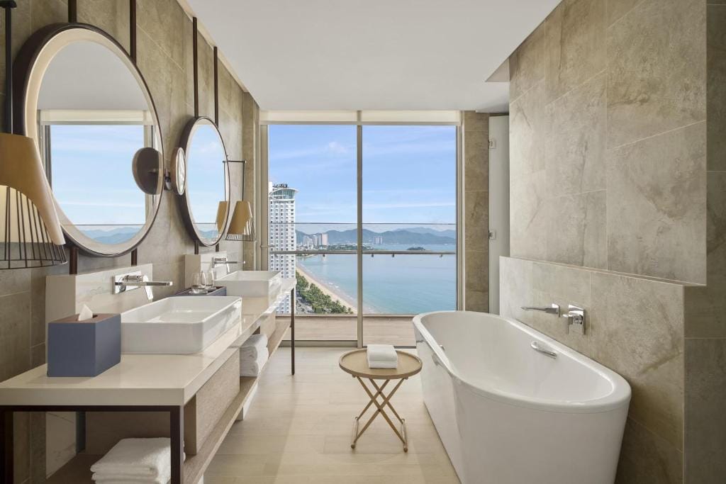 Hyatt Regency Nha Trang — 3