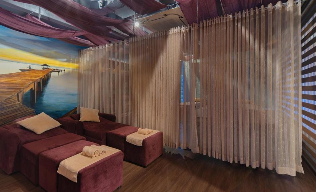 Le's Cham Hotel — 3