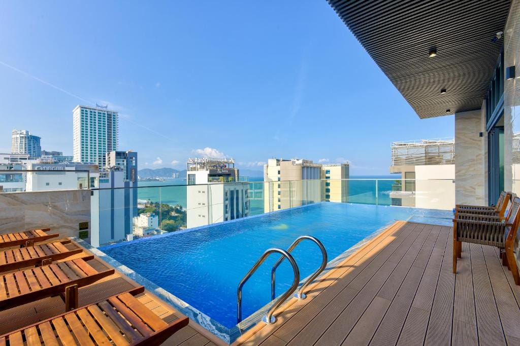 Maris Hotel Nha Trang — 1