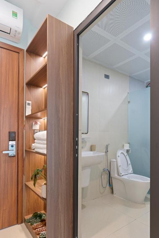 Tam Coc Guest House One & Hotel Ninh Binh — 2