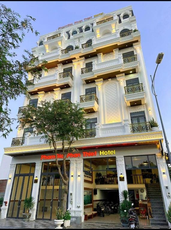 Hotel Phạm Gia Phan Thiết — 1