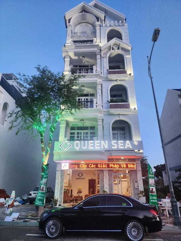 Queen Sea Hotel — 1