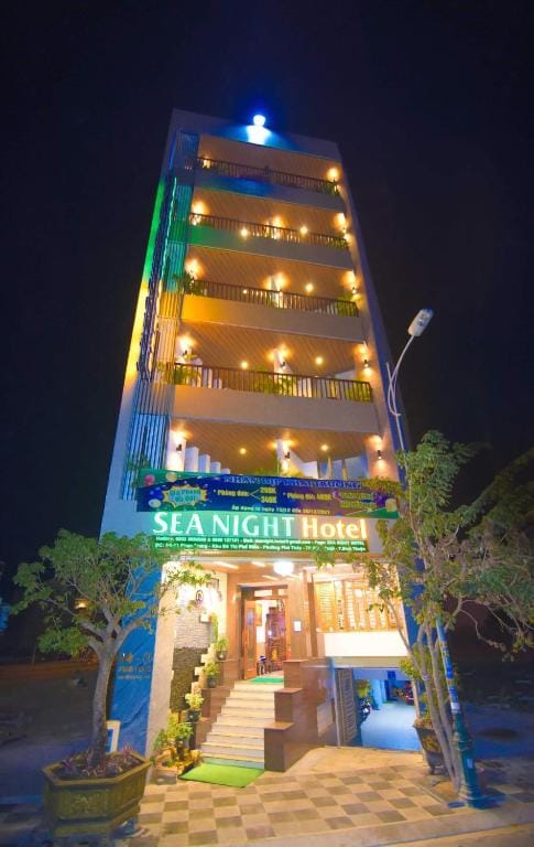 Sea Night - Sea Home Hotel — 1