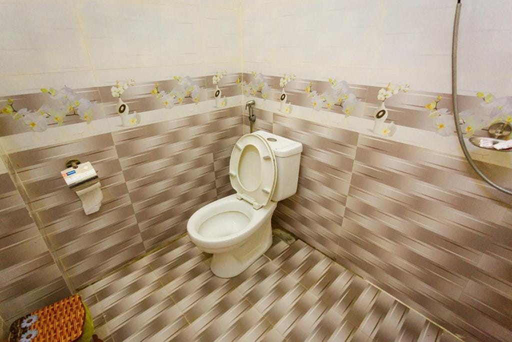 Hotel CÔ CÚC — 3