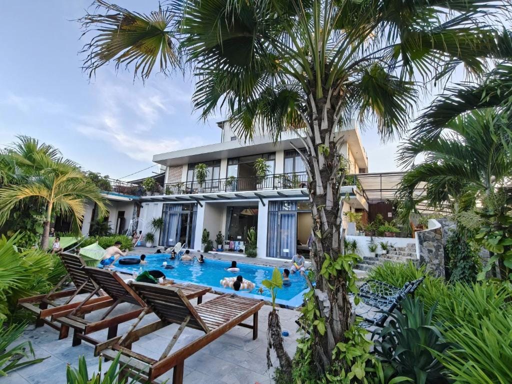 Hugo Homestay — 1
