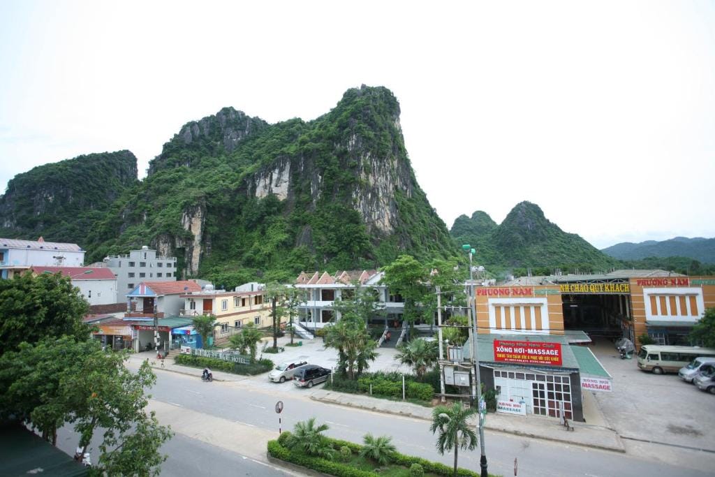 Sky Hotel Phong Nha — 1