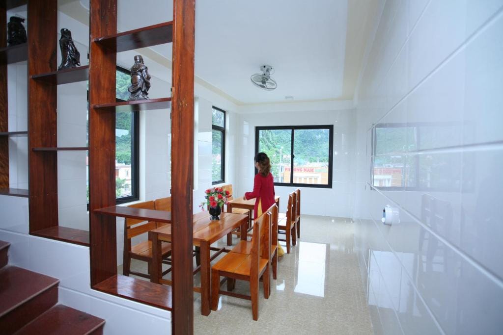 Sky Hotel Phong Nha — 4