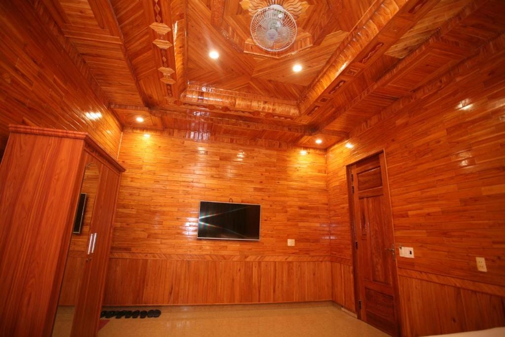 Sky Hotel Phong Nha — 5