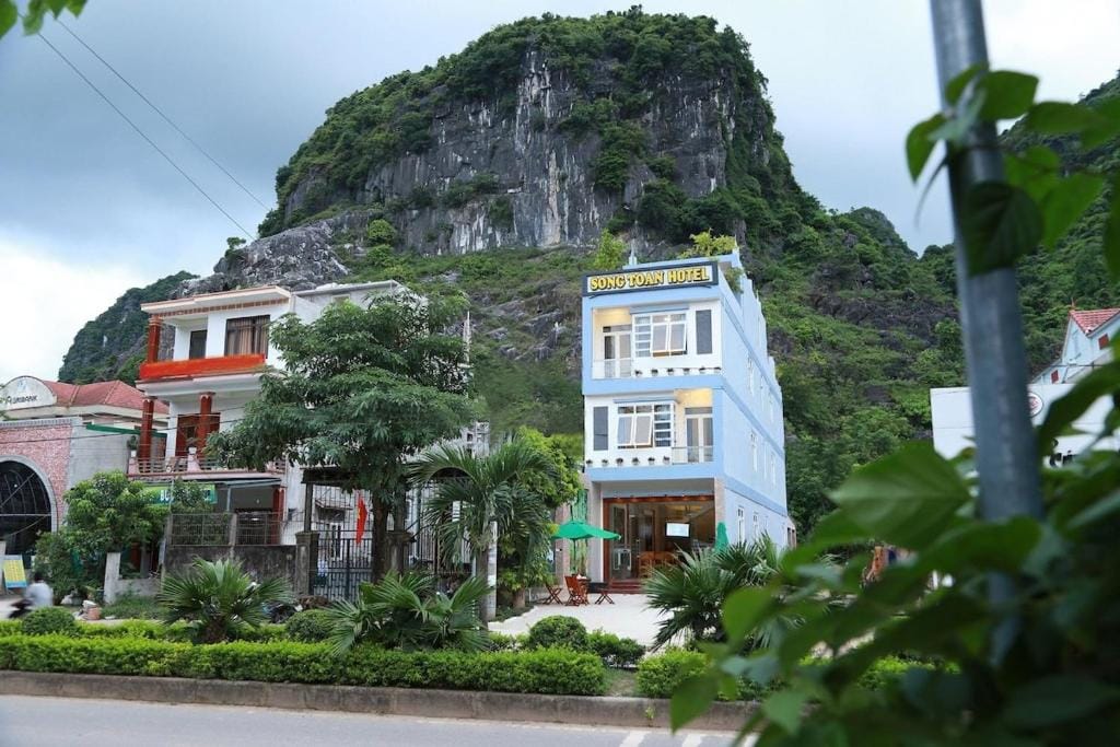 Song Toan Hotel — 4