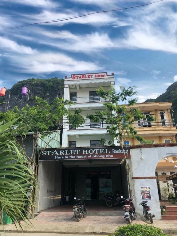 Starlet Hotel Phong Nha — 1