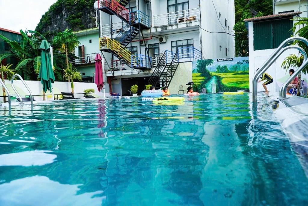 Thuong Hai Hotel — 1