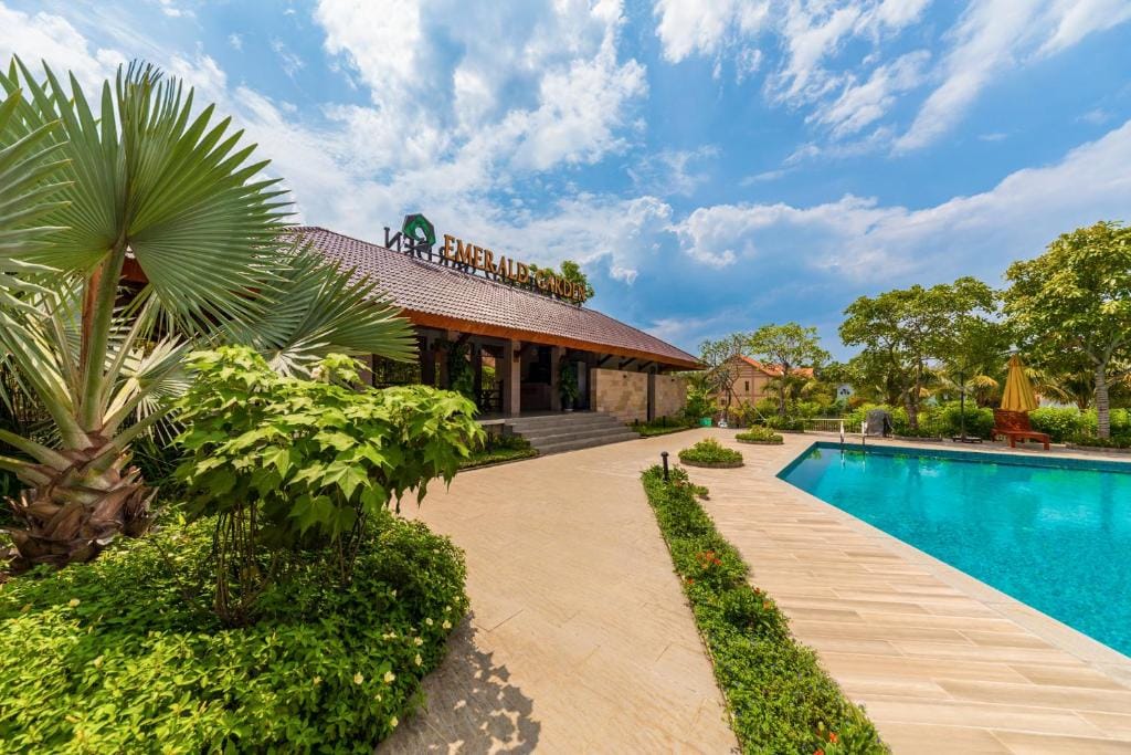 Emerald Garden Retreat — 1