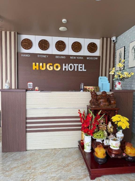 Hugo Hotel — 1
