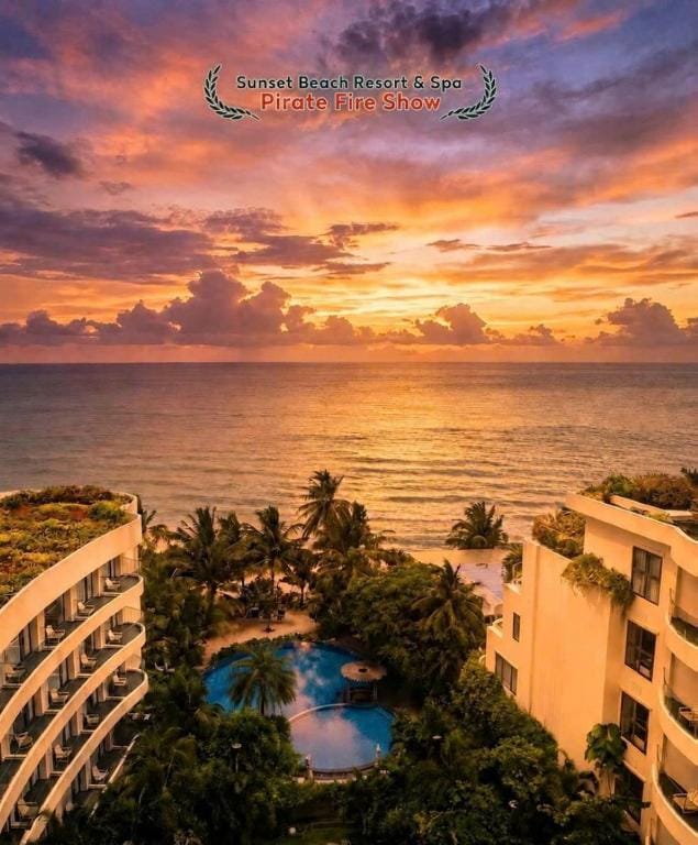Sunset Beach Resort & Spa- Beachfront Pirate Fire Show — 1