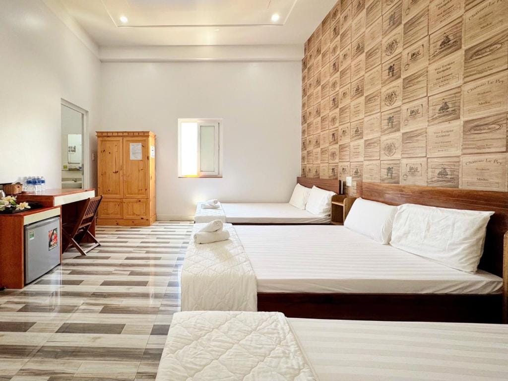 Chan Hotel Dao Phu Quy — 3