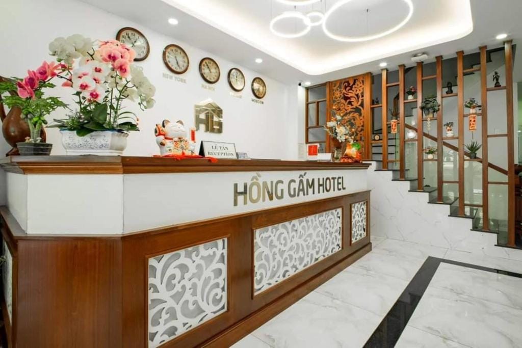 Hồng Gấm Hotel — 3