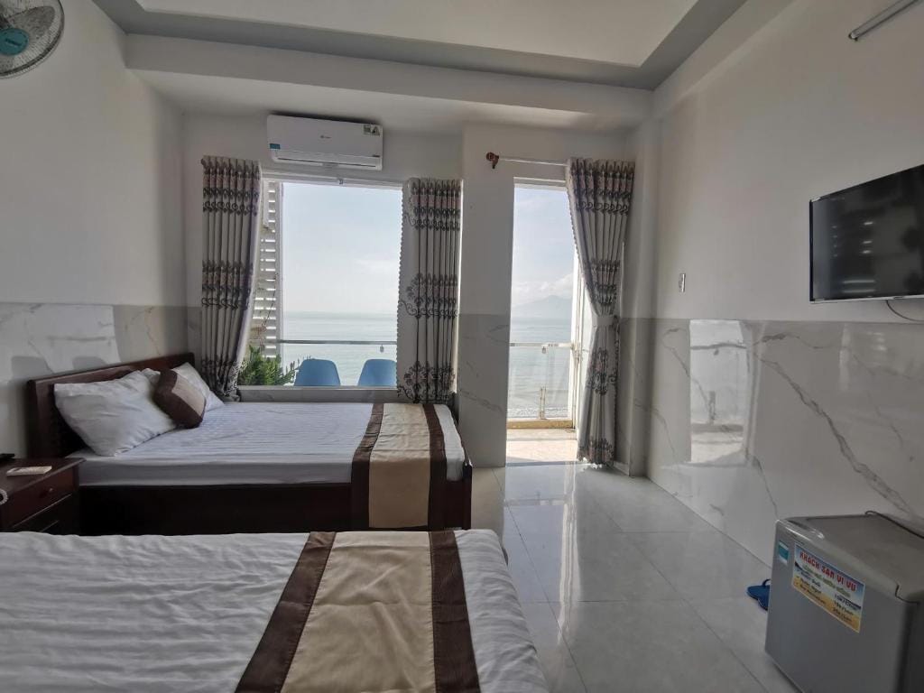 Hotel Vi-vu nhìn ra biển — 2