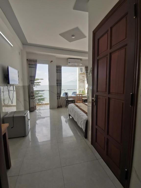 Hotel Vi-vu nhìn ra biển — 5