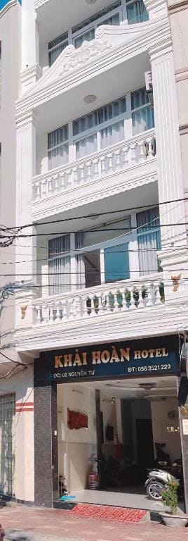 Khách sạn Khải Hoàn — 1