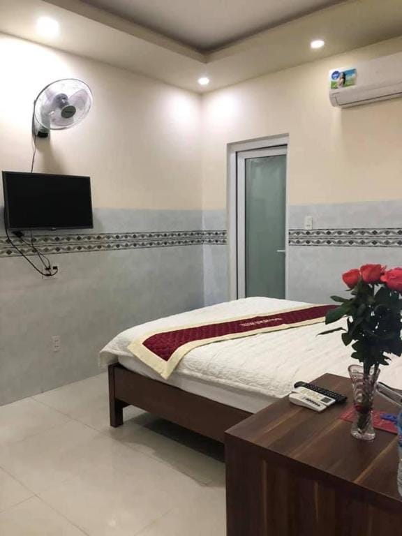 Khách sạn Khải Hoàn — 4