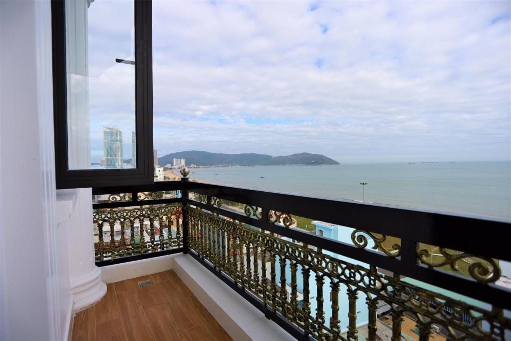 Minh Khue Hotel — 5