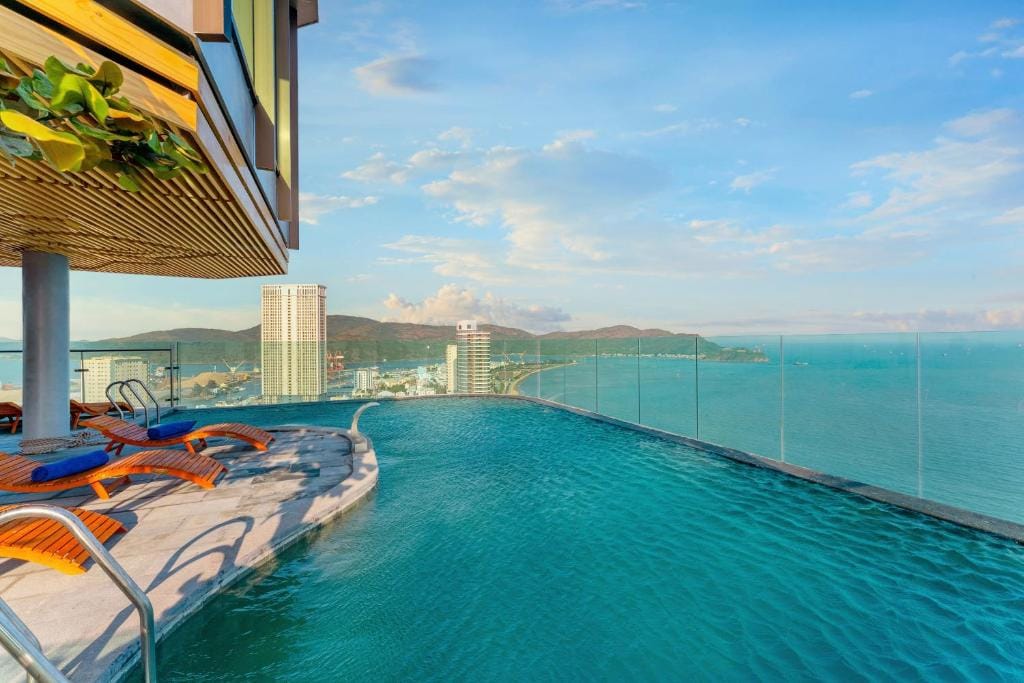 Sala Quy Nhon Beach Hotel — 1