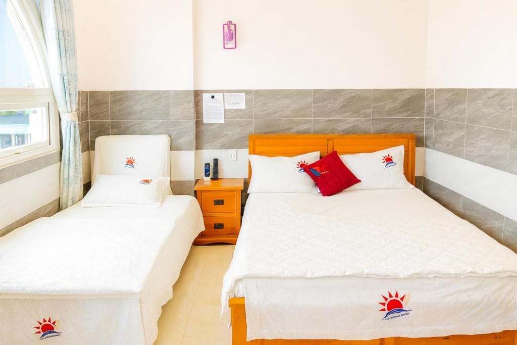 Thái Dương Hotel — 5