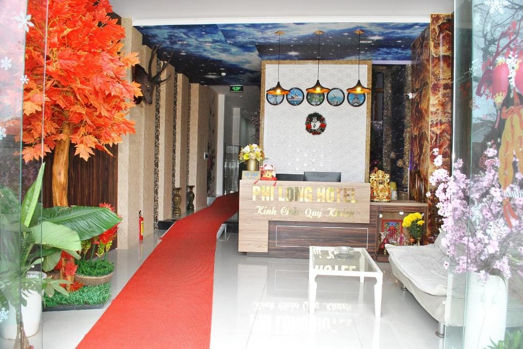Phi Long Hotel — 1