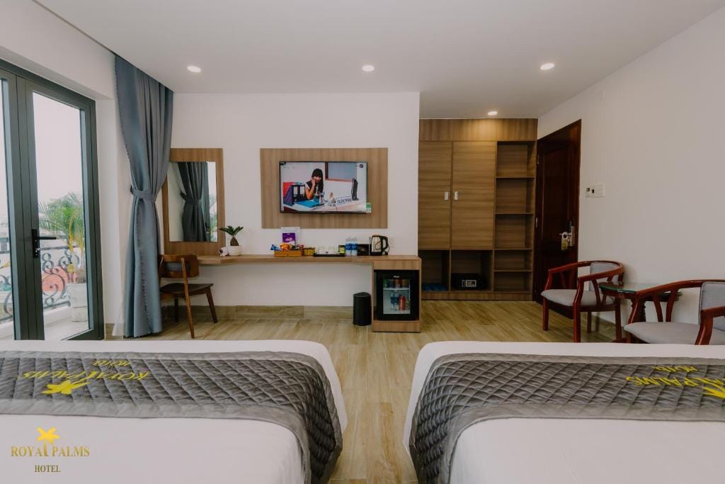 Royal Palms Hotel — 5