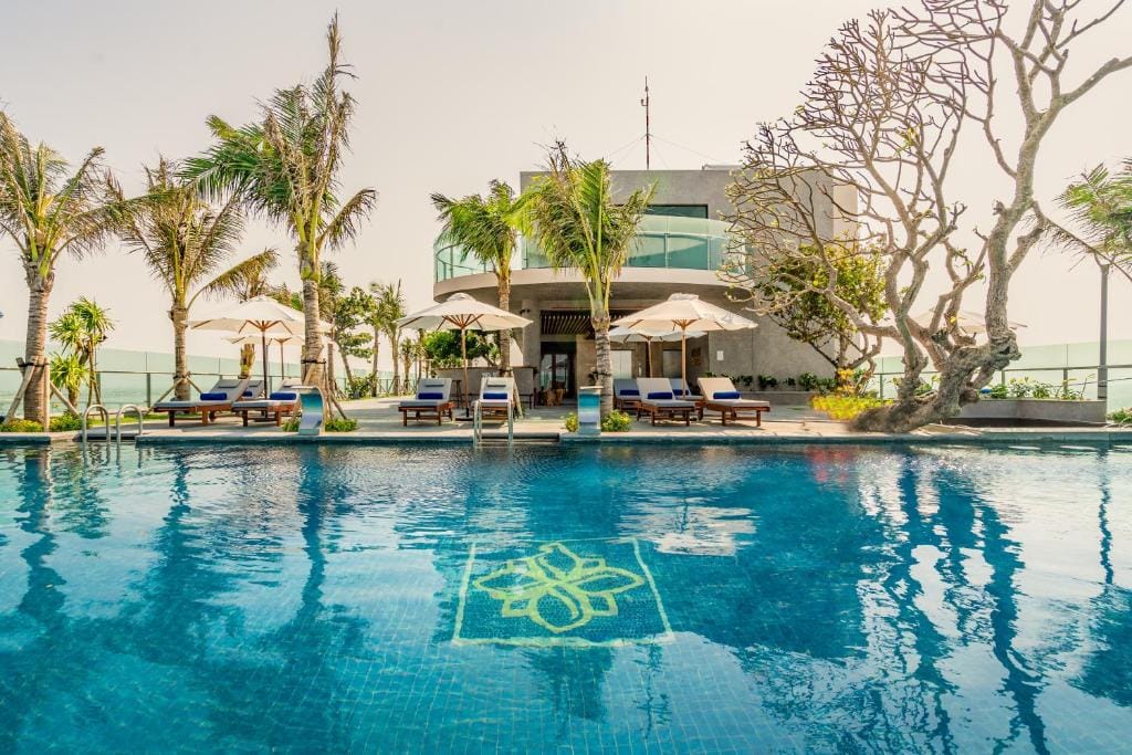 Sala Grand Tuy Hoa Hotel — 4