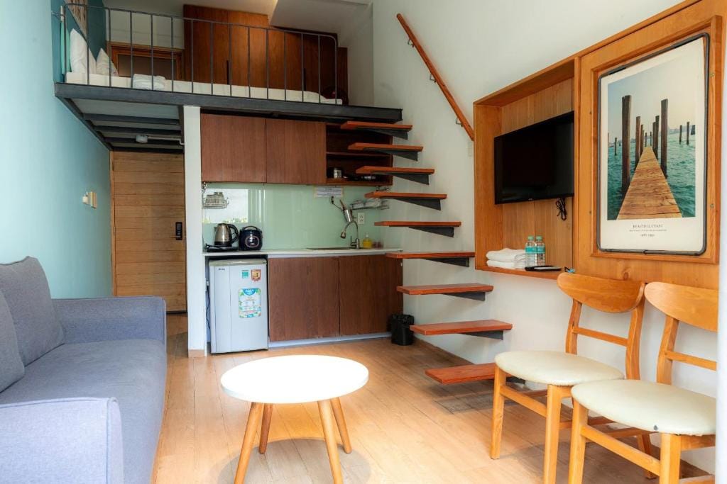 AnhTran Apartments - studio Gác Lửng — 4