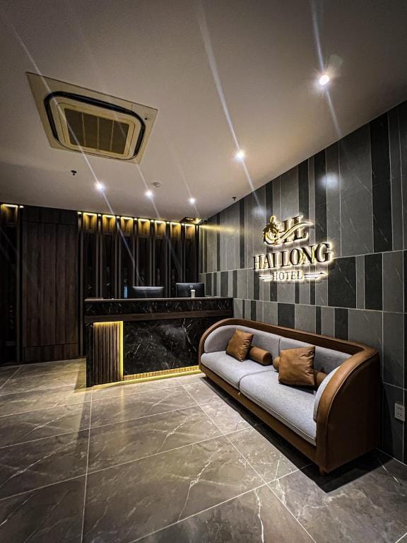 Hải Long Hotel 1 — 5