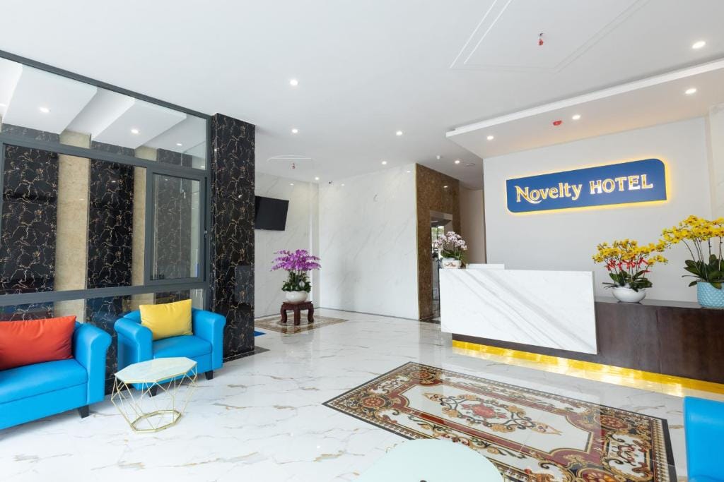 Novelty Hotel — 5