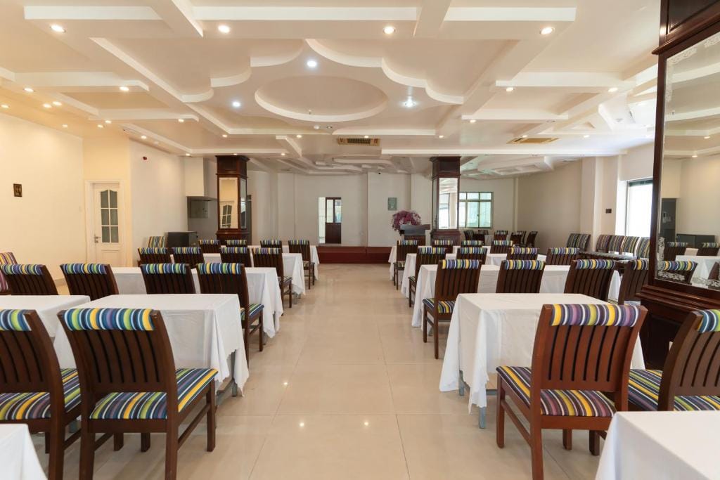 Phúc Đạt Hotel — 3