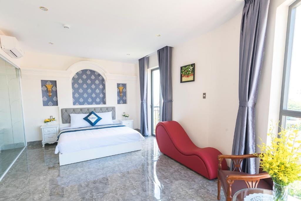 Sun Beach Hotel — 2