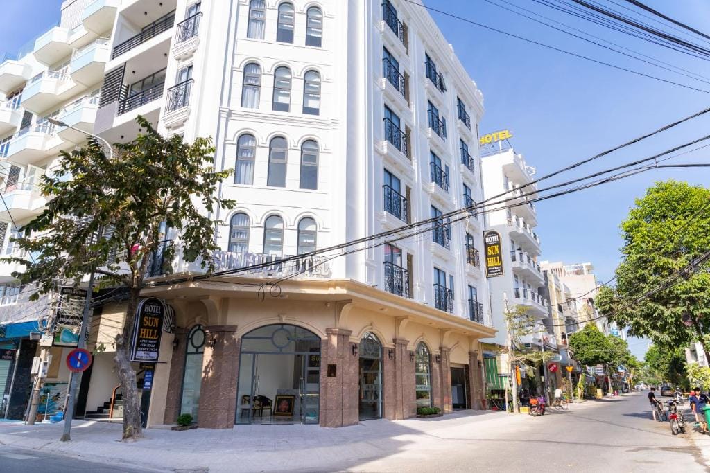 Sun Hill Hotel — 1