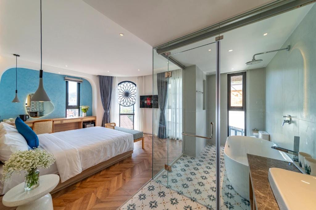 V Boutique Hotel - Complimentary refreshments — 3