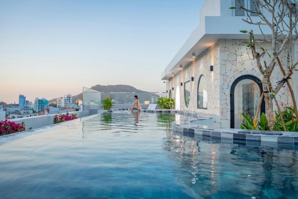 V Boutique Hotel - Complimentary refreshments — 5
